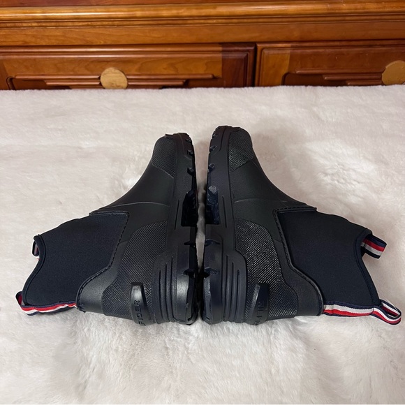 NWOB Tommy Hilfiger Boots Size 7 M Chaney Designer Logo Shoe Boot Design - Picture 7 of 10